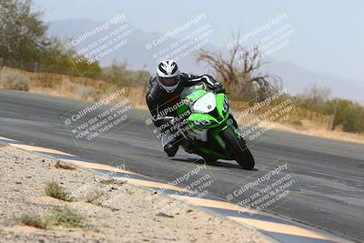 media/Mar-28-2022-Superbike Trackdays (Mon) [[b8603d0f67]]/Open Track Time/Turn 3 Inside/